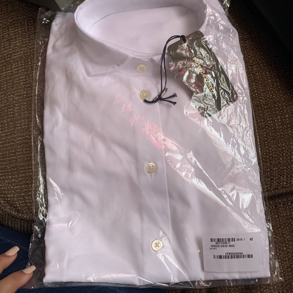 Shirt - Picture 3 of 3